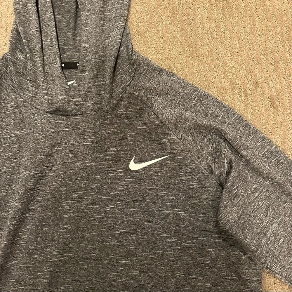 Nike Heather Grey Lightweight Pullover